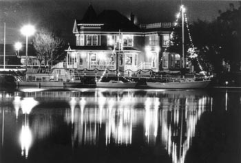 Holiday Lighted Boat Parade