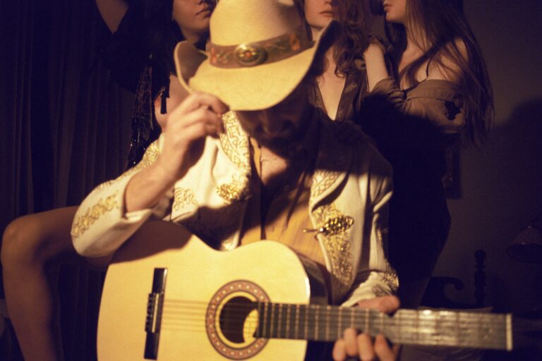 Jan. 24: Solo Glow in Sonoma