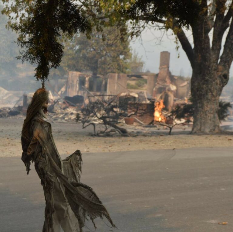 Is this the Scariest Halloween Photo Ever?