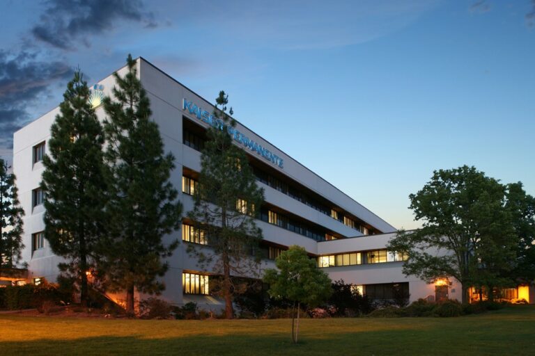 Kaiser Evacuated, Highway 101 Closed