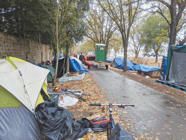 Locals support homeless