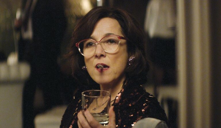 ‘Gloria’ Is Packing Heat