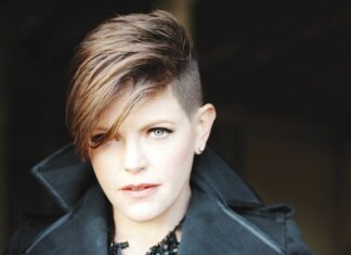 The Sons Shine on the Bay