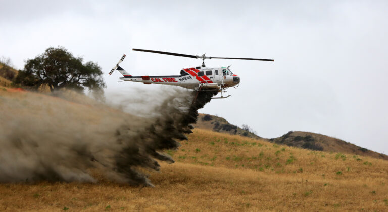Members of Congress Call for Year-Round Federal Firefighters