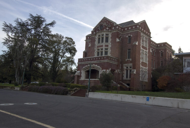 Debate Over Future of Sonoma Developmental Center Heats Up