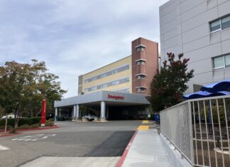 Kaiser workers to vote on proposed labor agreement after historic strike Kaiser Santa Rosa - Photo by Will Carruthers