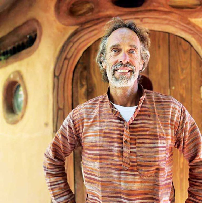 Petaluma Cob Builder Miguel Elliott