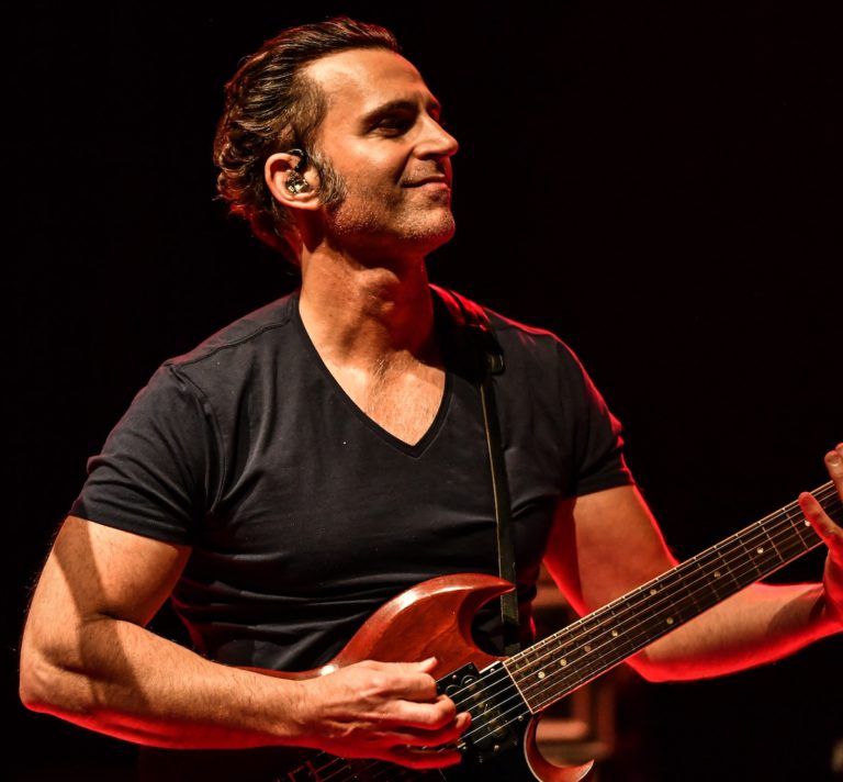 Zappa in Napa: Dweezil Comes Plays Wine Country