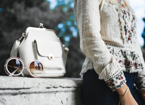 Fashionistas don’t dress—they curate ensembles.