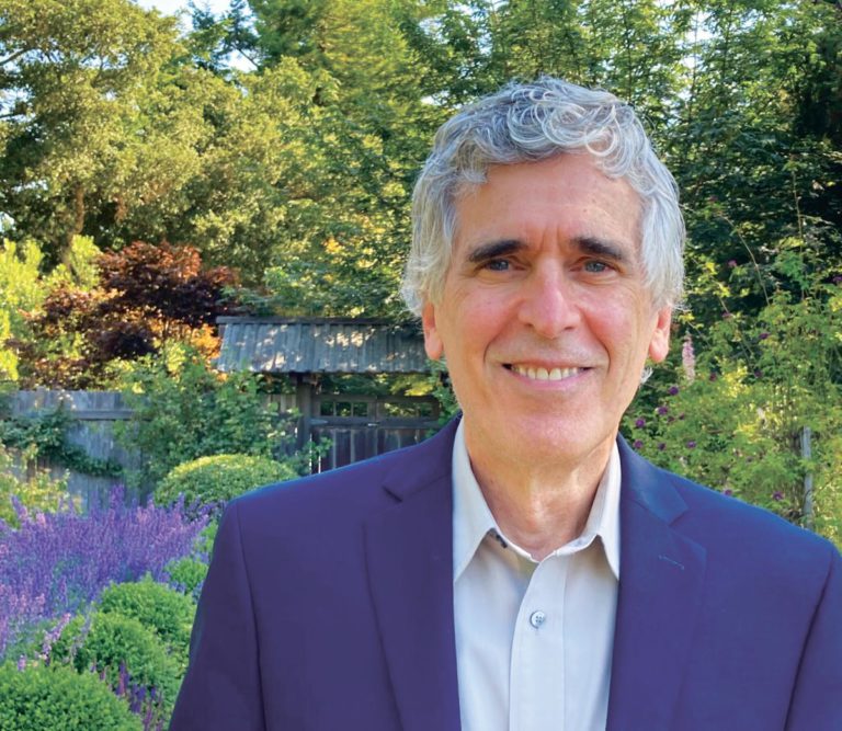 The Blue Road: Author Norman Solomon Warns of Democrats’ Missteps in New Book