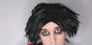 Oliver Graves, viral goth stand-up