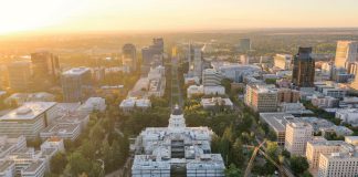 Poets to peacefully gather at the state capitol to remember those killed by ICE.
