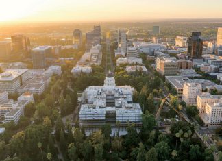 Poets to peacefully gather at the state capitol to remember those killed by ICE.